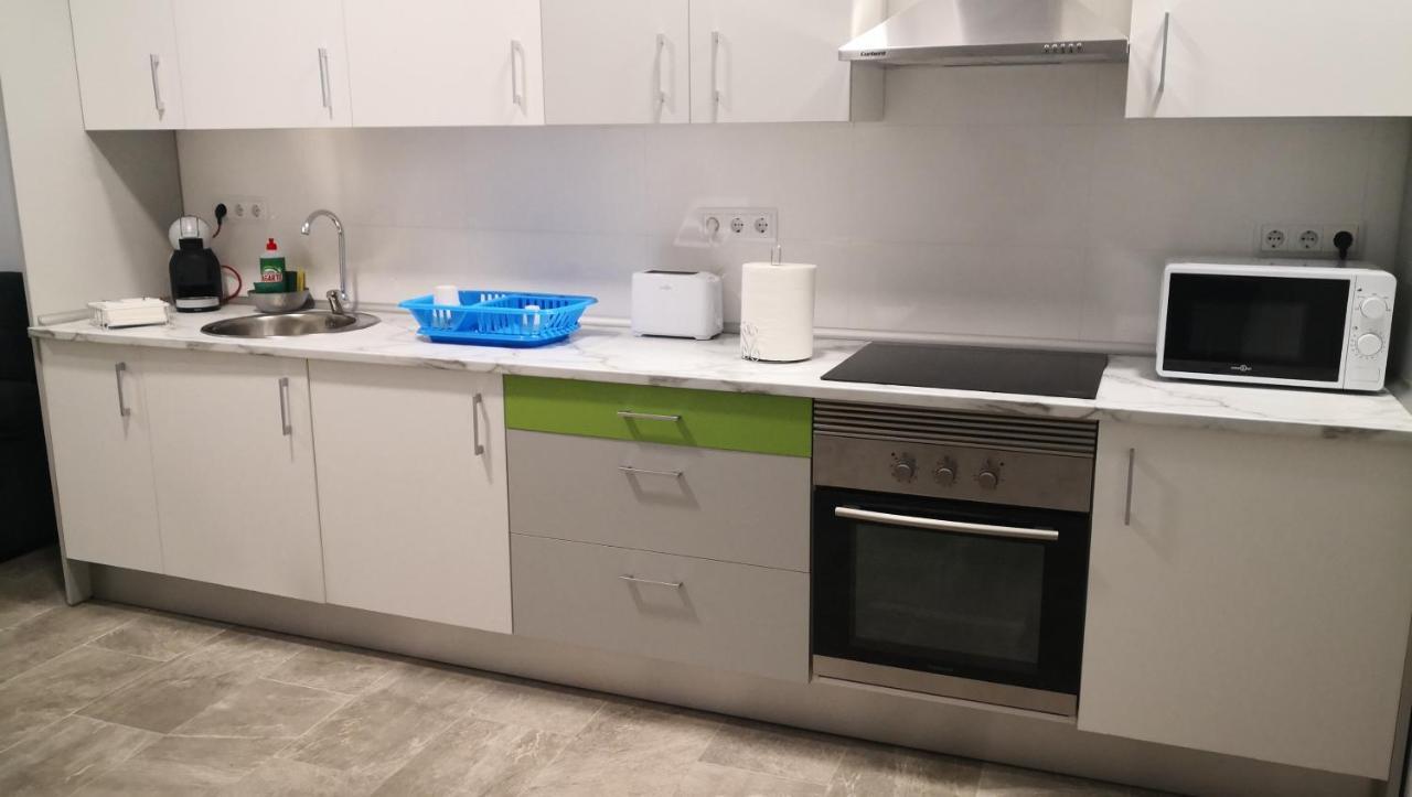 Apartamento La Galatea อัลกาลาเดเอนาเรส ภายนอก รูปภาพ