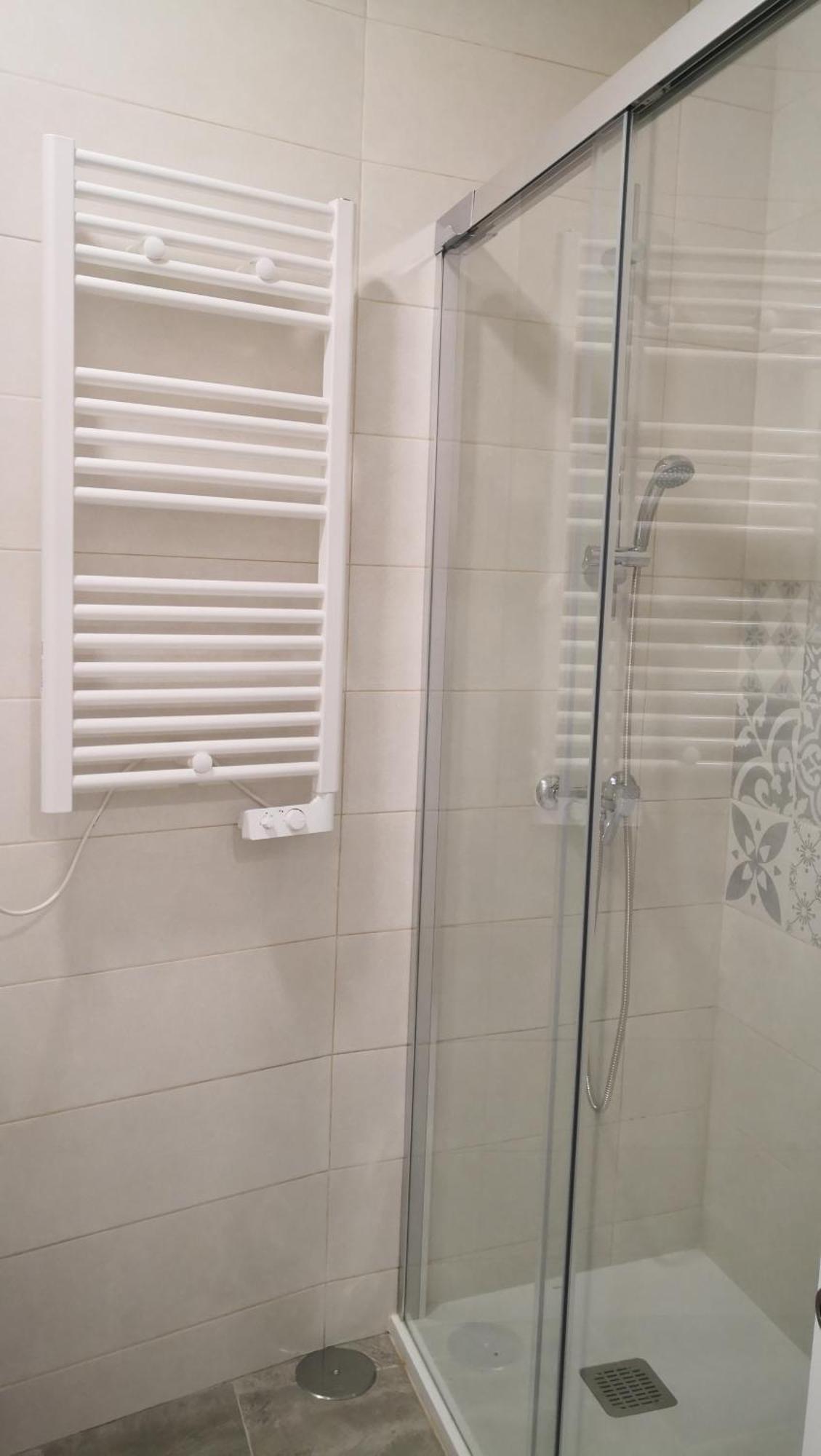 Apartamento La Galatea อัลกาลาเดเอนาเรส ภายนอก รูปภาพ